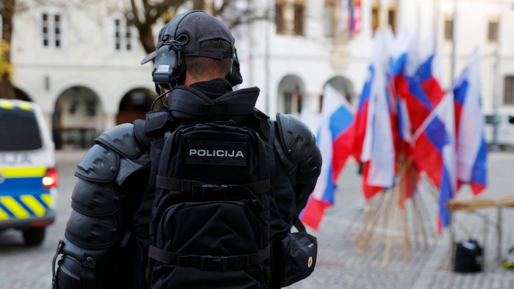 Generalni direktor Policije v Novo mesto napotil dodatne kriminaliste