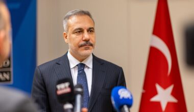 Türkiye warns Kyiv’s Black Sea attacks threaten navigation, widen conflict