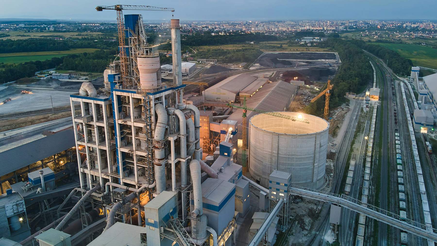 Valero to modernize crude distillation unit at its Port Arthur refinery in February 2026
