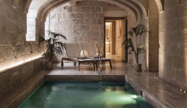 Cast your holiday longings toward Valletta, and the Maltese sunlight