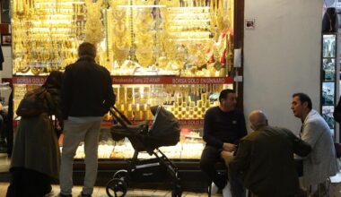 Gold pulls back from records as markets assess ECB and BoE rate decisions