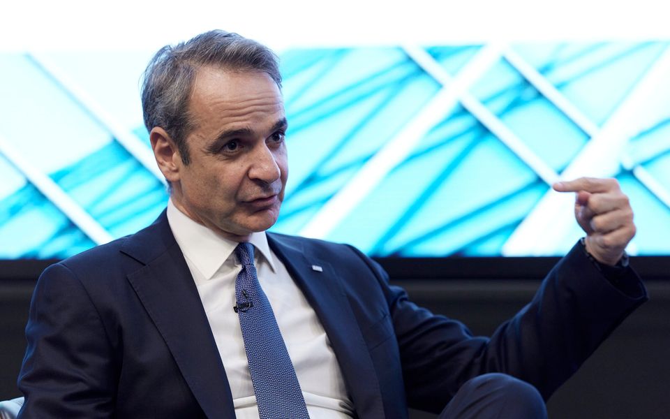 Mitsotakis highlights economic recovery and EU convergence at Oxford