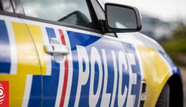 One seriously hurt in Petone highway crash