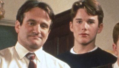 Ethan Hawke remembers sensing Robin Williams' private struggles on Dead Poets Society set: 'It was taxing'