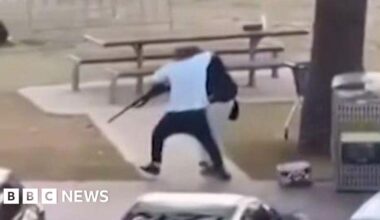 'Hero' who wrestled gun from Bondi shooter named as Ahmed al Ahmed