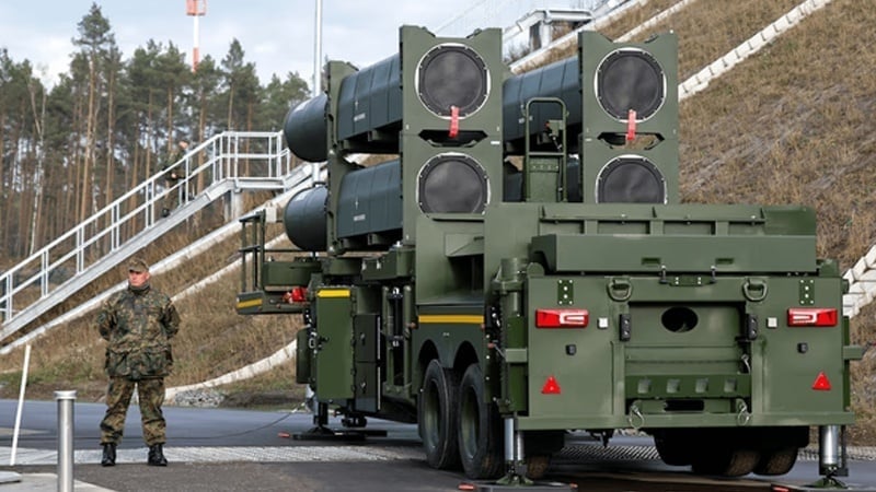 Arrow air-defense system