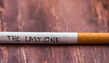 Не купувайте повече цигари. Пушете до Нова Година, в 12 хвърлете каквото е останало в кофата. Снимайте го за спомен. Направете го за себе си и близките си.