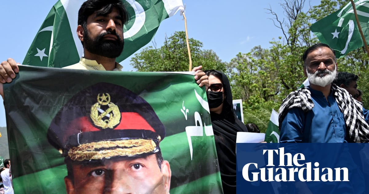 ‘A king above all’: The rise and rise of Asim Munir, Pakistan’s increasingly powerful army chief | Pakistan
