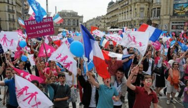 Le « mariage pour tous » passe difficilement chez les catholiques les plus pratiquants