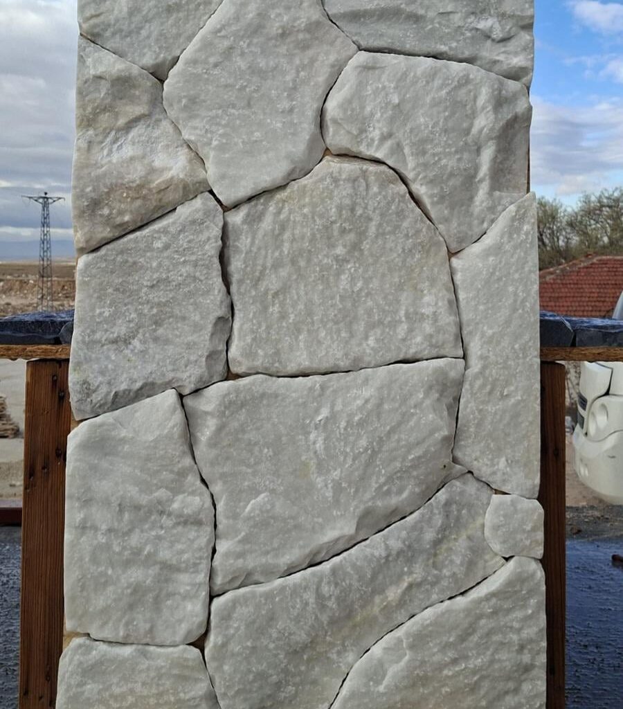 White Marble Rockface eure Meinung leute