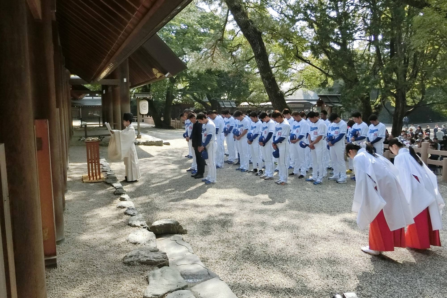 Gods and games: Rituals that kick off Japan’s sporting year