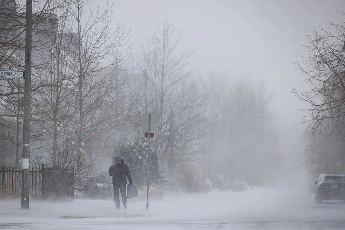 City of Toronto under snow squall watch: Environment Canada