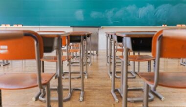 « J’étais encore jeune », « J’étais amoureux » : un professeur a eu des relations sexuelles avec ses élèves mineures en Flandre, il est actuellement jugé