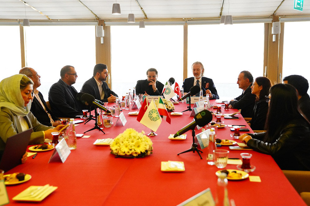 Iranian, Turkish private sectors emphasize strengthening bilateral ties