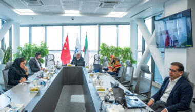 Iran, Turkey examine co-op in pharmaceutical, medical equipment industries