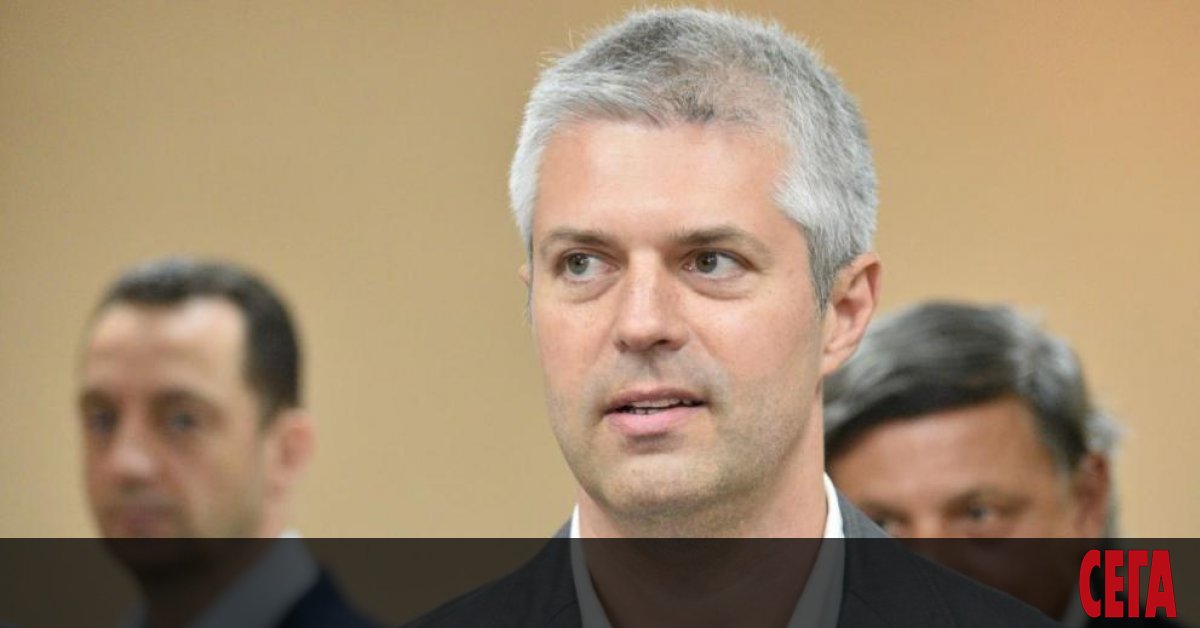 ПП: Пеевски пак се задейства срещу варненския кмет