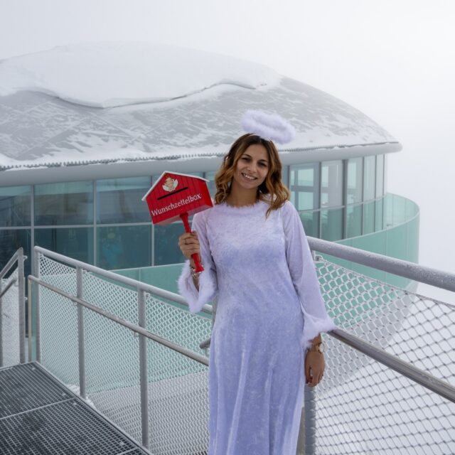 Angel To Help With Christmas Eve Post At Austria’s Highest Postbox
