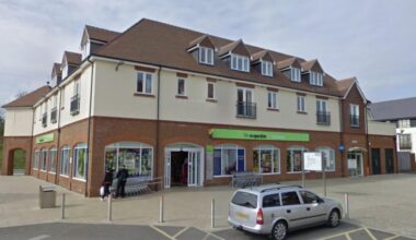 Cops issue urgent appeal after schoolgirl, 11, 'grabbed by two men outside co-op'