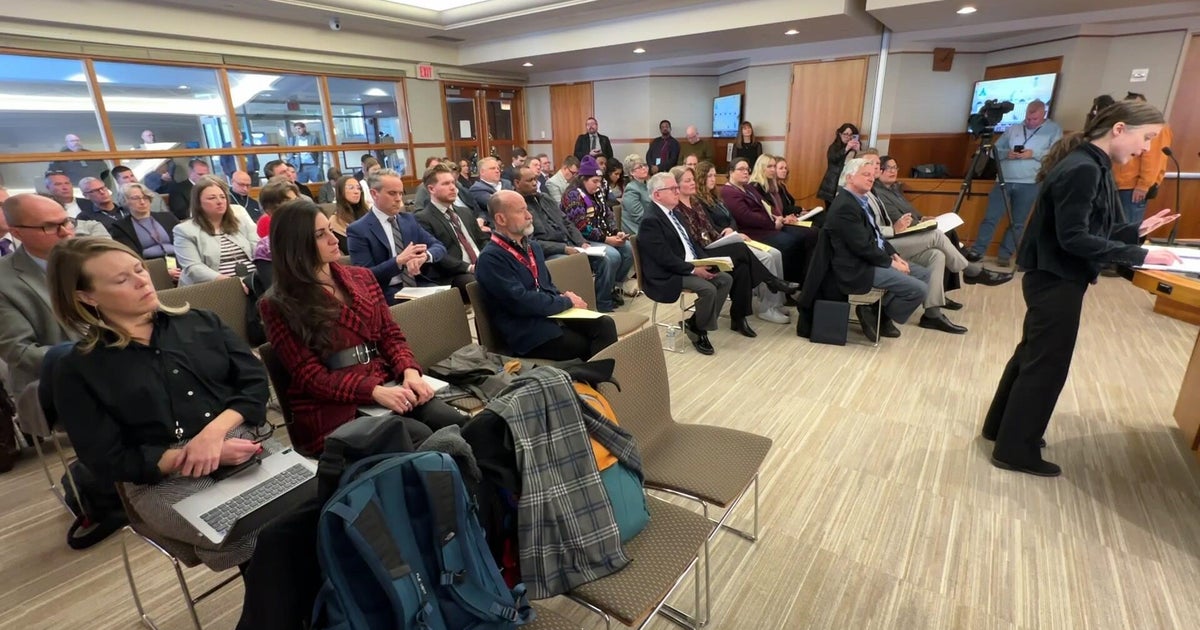 Twin Cities immigration enforcement in focus at airport commission meeting