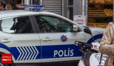 Şapte persoane au murit și 11 au fost rănite în Turcia după ce un autobuz s-a ciocnit cu un camion