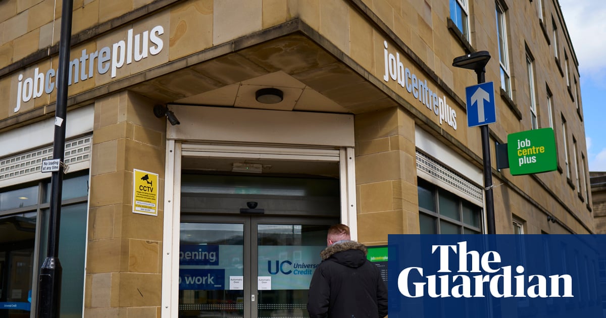 Young unemployed told to engage with jobs scheme or risk benefit cuts | Youth unemployment