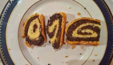 Amikor a diós bejgli üzenni akar valamit...