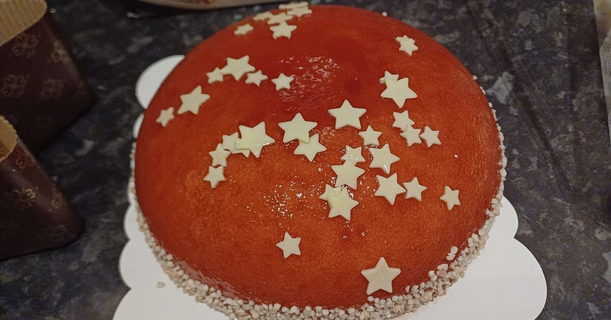 I tried Iceland's festive desserts — 1 should have stayed in the fre