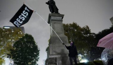 New Orleanians protest Border Patrol operation coming to LA | National Politics