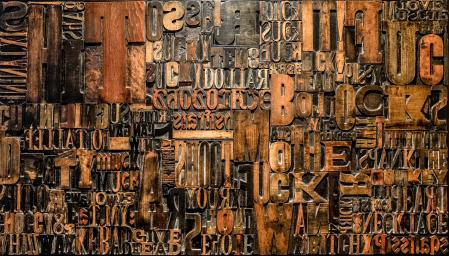 Una obra del artista tipográfico británico Alan Kitching