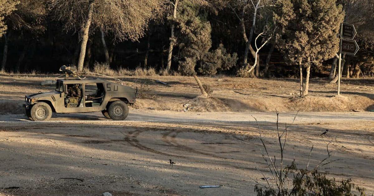 Israeli civilians cross into Gaza in message to settle the area | JNS