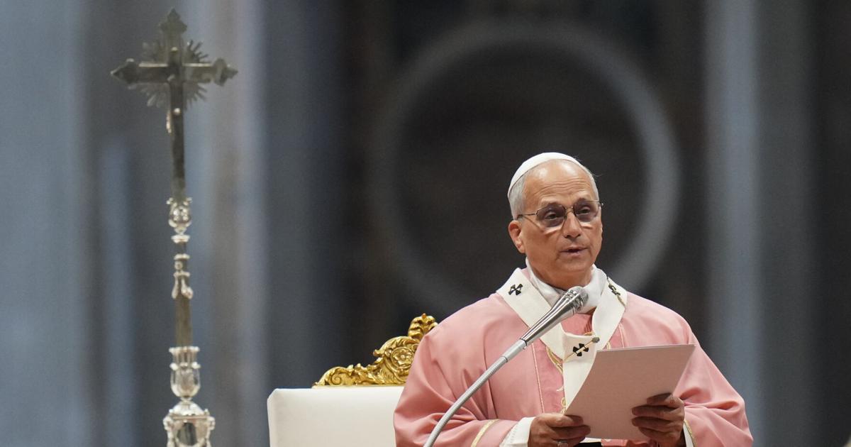 Pope criticizes prison overcrowding during special Mass for inmates, guards and families | World News
