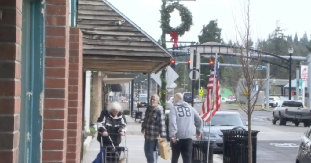 Cottage Grove Main Street reopens, boosting local business | Local