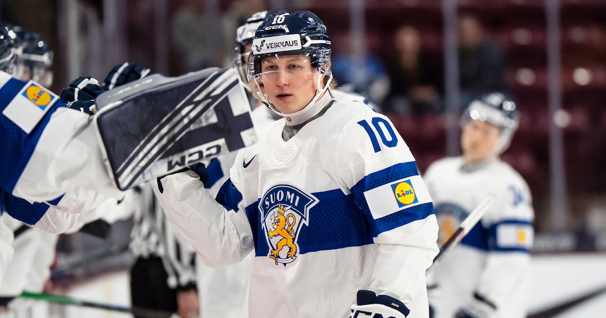 Kuhta has 3 assists, Vesterinen scores twice as Finland beats Denmark in World Junior opener