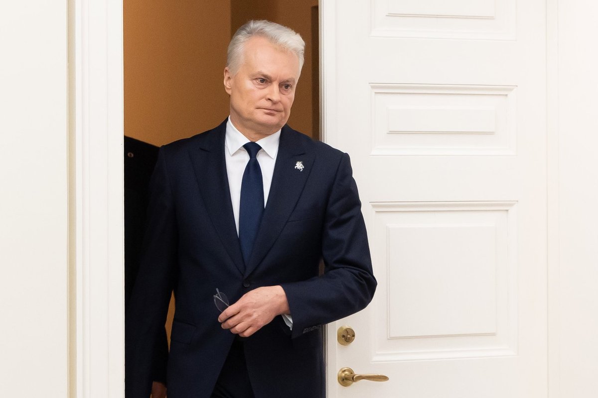 Nausėda sees no reason to lift sanctions on Belarus