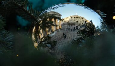 Supporting image for story: Bank of England expected to cut interest rates to nearly three-year low