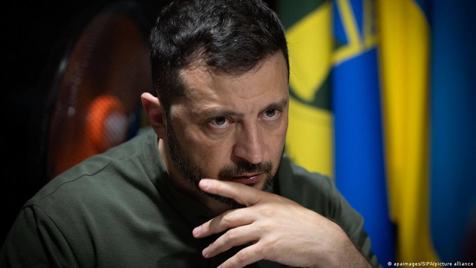 Ukraine set for more peace plan talks with key allies – DW – 12/11/2025