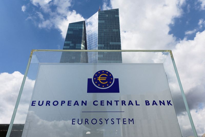 ECB proposes extending Elderson's mandate at bank supervision arm