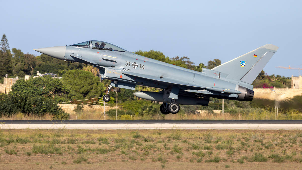 NATO sends fighter jets to alliance's east flank as Putin says US peace talks 'challenging