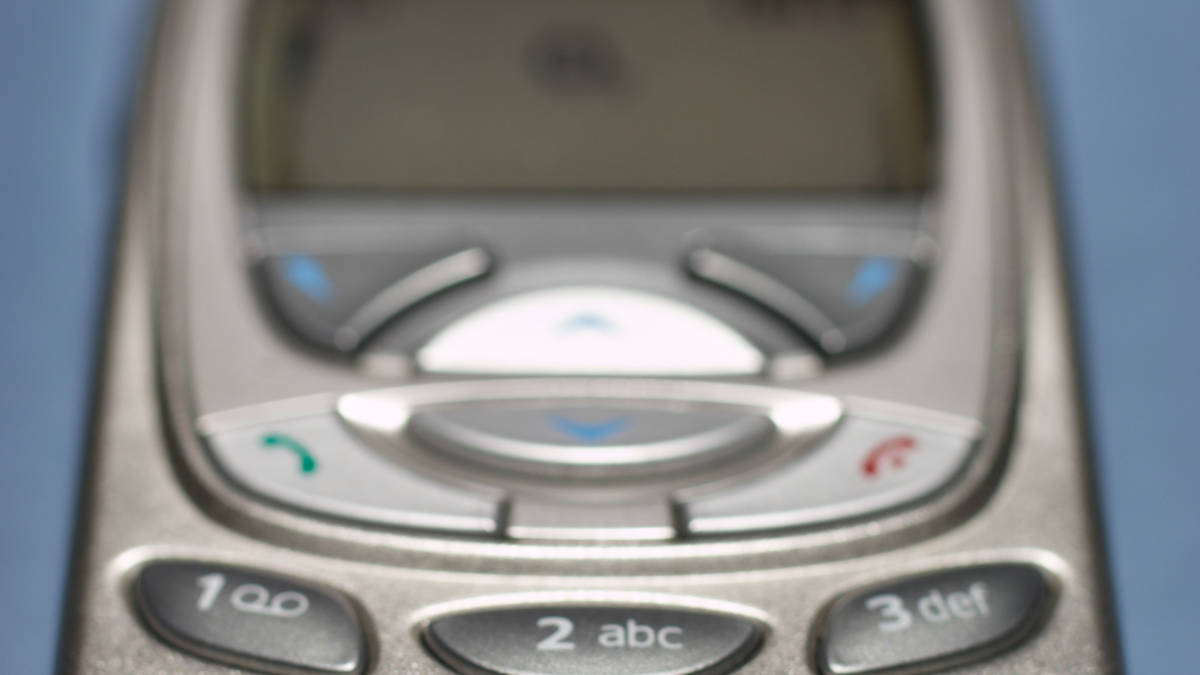 Plan to jam bomb phone signals met with resistance in Ireland in the early 2000s