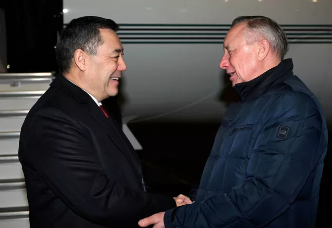 President of Kyrgyzstan Arrives in Russia on Visit