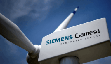 Empresas recebem milhões em fundos europeus e avançam com despedimentos em massa