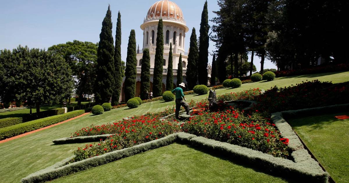 Iran uses courts to intensify persecution of Baha’is, rights groups say