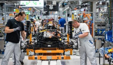 The EU is backtracking and wants to eliminate the end of the combustion engine car.
