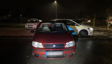 Nekiütközött a parkoló kocsinak, majd elhajtott - Kék hírek - Hírek