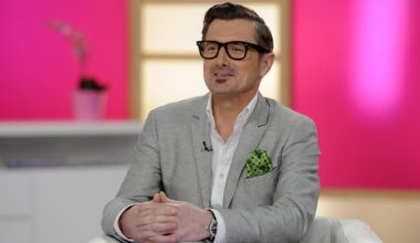 Csiszár Jenő vezetheti a köztévé Magyarország, szeretlek! című műsorát