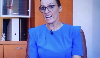 Mâine seară, marș de amploare de la Universitate până în Victoriei. Haideți să ne mobilizăm, este ultima zi din weekend!