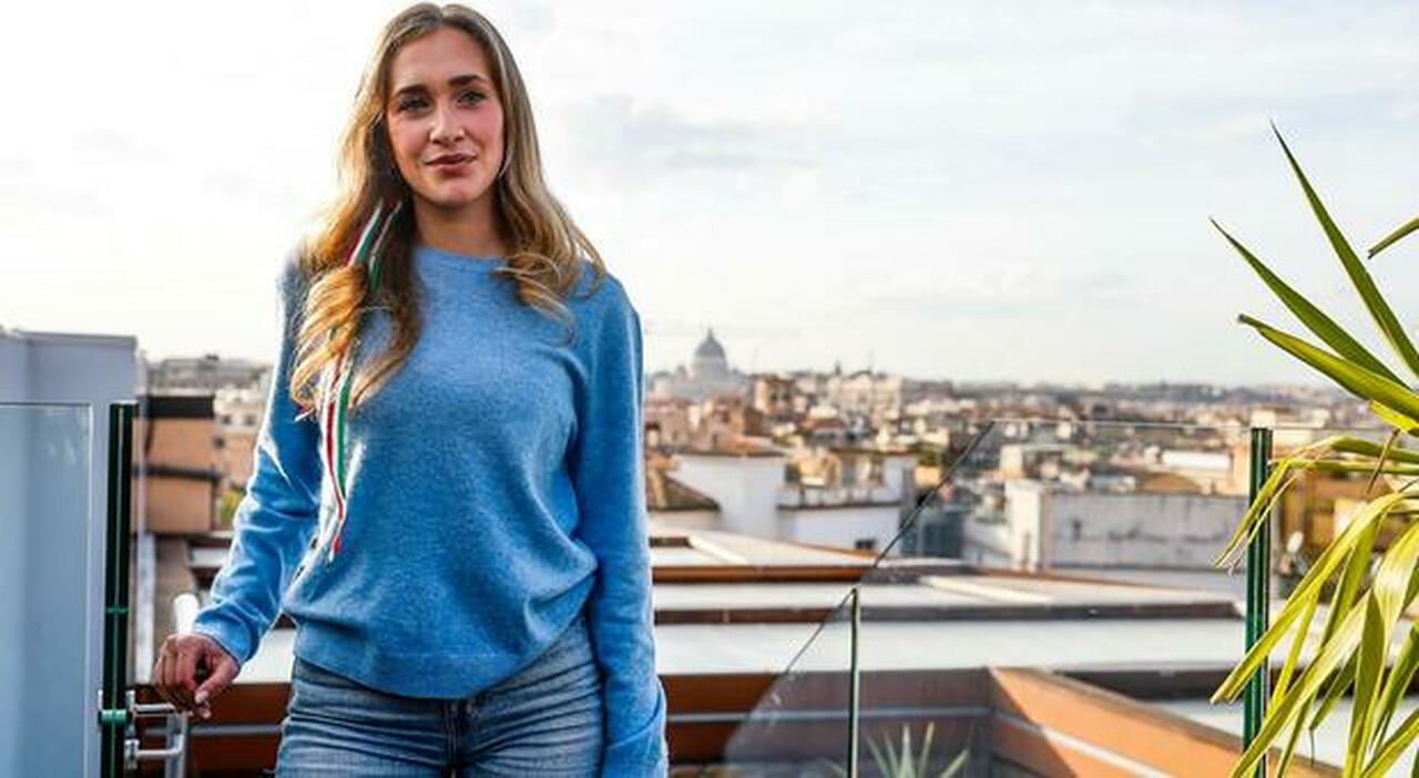 La Venere Francesca Faccini durante l&rsquo;evento del Ministero del Turismo, "Welcome to Meraviglia, Natale tra tradizione e innovazione&rdquo;, presso il Maio Restaurant Rooftop, Roma, 18 dicembre 2025. ANSA/ANGELO CARCONI