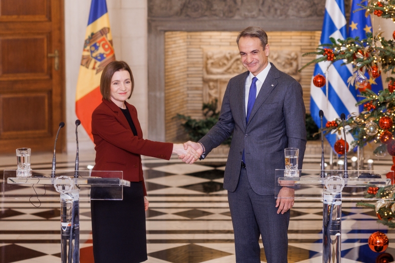 Moldovan president has talks with Greek PM
