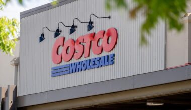 Costco sues the Trump administration, seeking a refund of tariffs