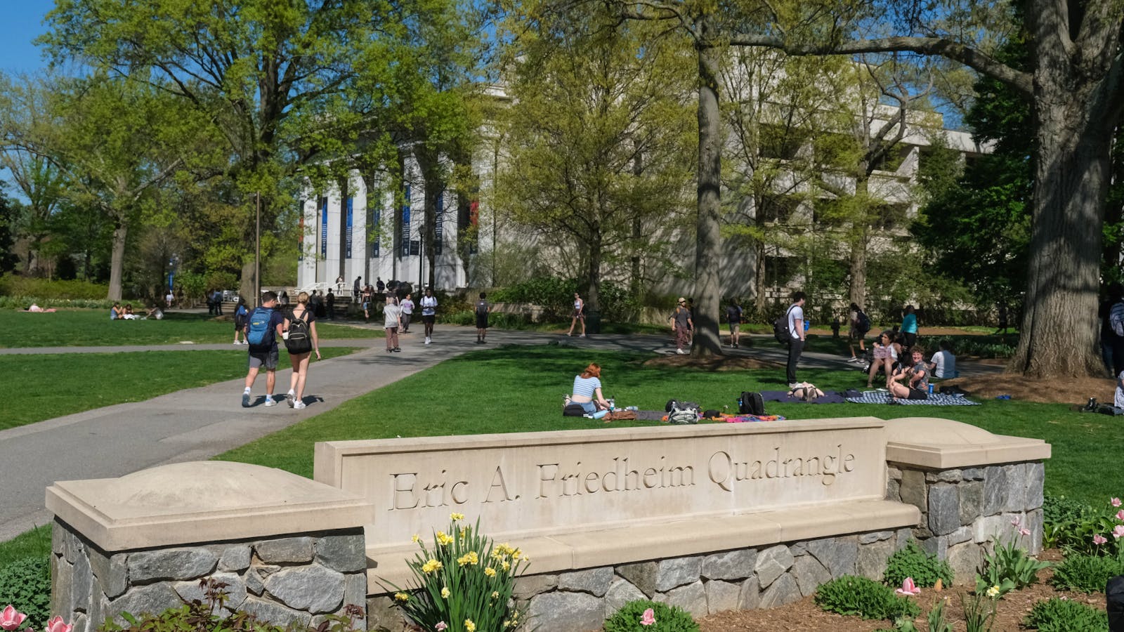 BREAKING: University verifies Immigration and Customs Enforcement were not on campus